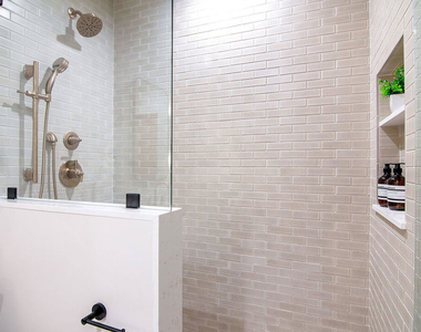 6417 Lindenhurst Avenue - Photo Thumbnail 25