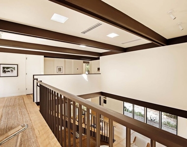 5649 Valley Oak Drive - Photo Thumbnail 26