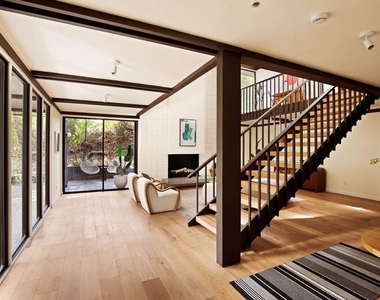 5649 Valley Oak Drive - Photo Thumbnail 5