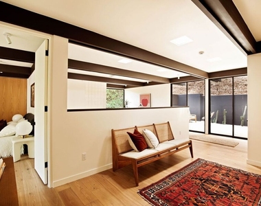 5649 Valley Oak Drive - Photo Thumbnail 28