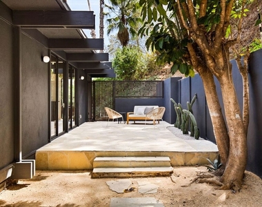 5649 Valley Oak Drive - Photo Thumbnail 39