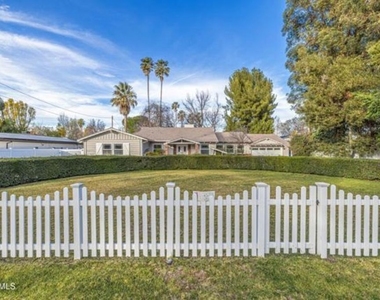 22839 Oxnard Street - Photo Thumbnail 2