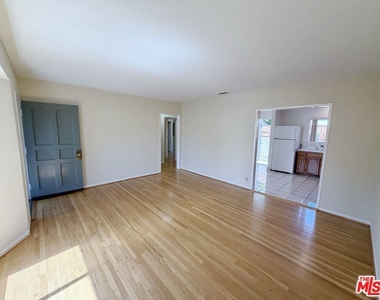 5431 Cartwright Avenue - Photo Thumbnail 1