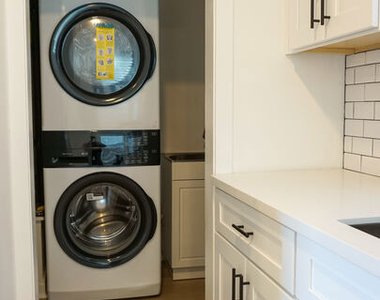 3535 W 113th Street - Photo Thumbnail 4