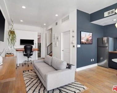 13346 W Washington Boulevard - Photo Thumbnail 2