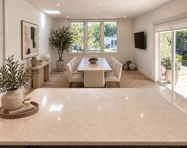 604 Trenton Drive - Photo Thumbnail 7