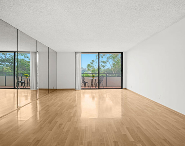 10535 Wilshire Boulevard - Photo Thumbnail 14