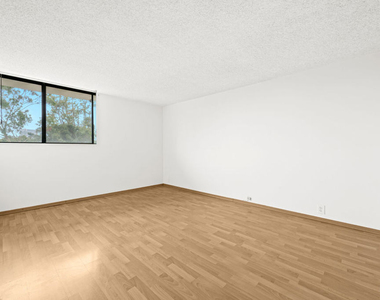 10535 Wilshire Boulevard - Photo Thumbnail 18