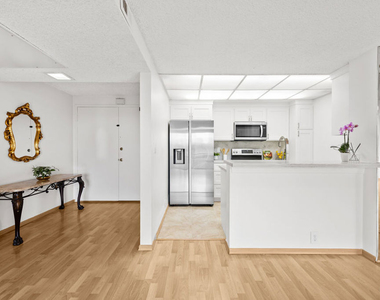 10535 Wilshire Boulevard - Photo Thumbnail 8