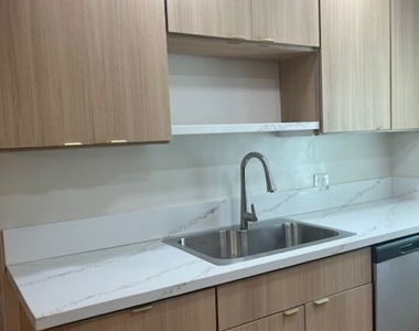 822 S Shenandoah Street - Photo Thumbnail 1