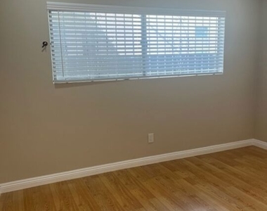 822 S Shenandoah Street - Photo Thumbnail 32