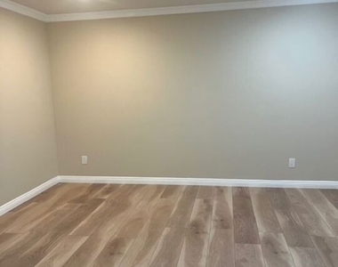 822 S Shenandoah Street - Photo Thumbnail 16