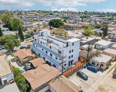 3221 W 71st Street - Photo Thumbnail 29