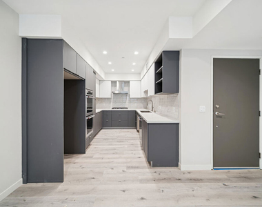 1051 S Corning Street - Photo Thumbnail 4
