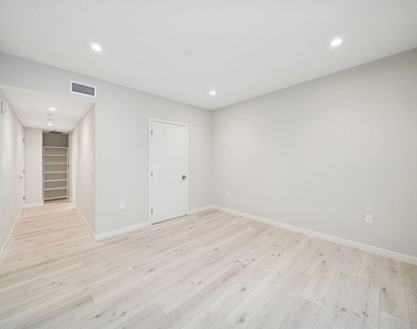 1051 S Corning Street - Photo Thumbnail 17