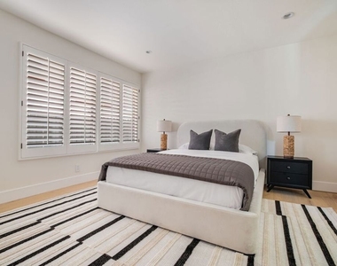 967 Hammond Street - Photo Thumbnail 21