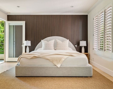 967 Hammond Street - Photo Thumbnail 13