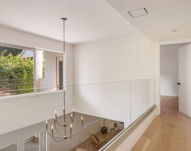 967 Hammond Street - Photo Thumbnail 12