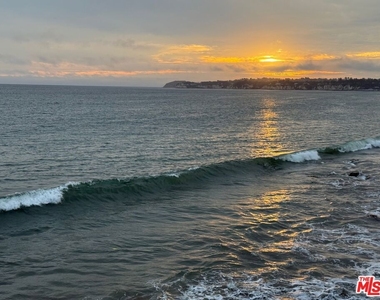 27002 Malibu Cove Colony Drive - Photo Thumbnail 25