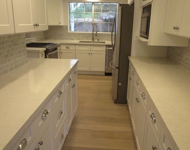 18232 Rosita Street - Photo Thumbnail 8