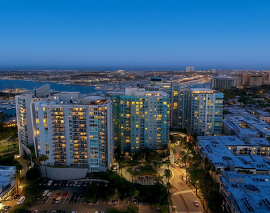 13600 Marina Pointe Drive - Photo Thumbnail 1