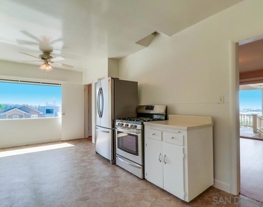 3812 Henry St. - Photo Thumbnail 7