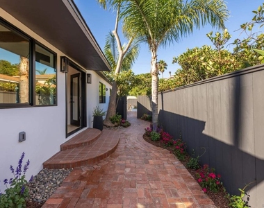434 Bonair - Photo Thumbnail 14