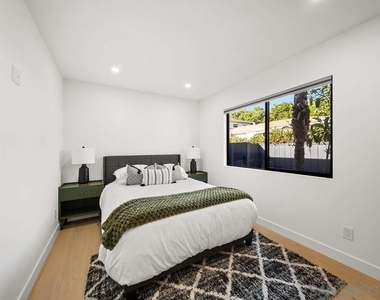 434 Bonair - Photo Thumbnail 5