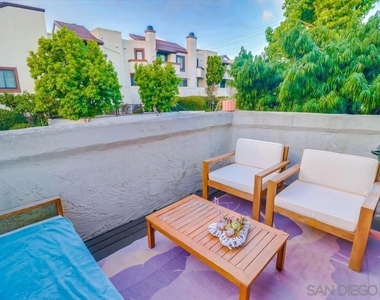 3960 Voltaire St - Photo Thumbnail 5
