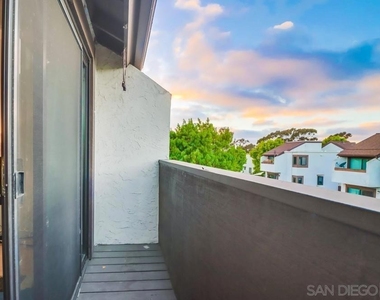3960 Voltaire St - Photo Thumbnail 11