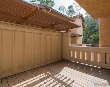 8268 Gilman Dr - Photo Thumbnail 17