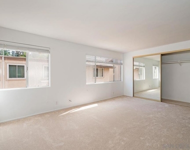 8268 Gilman Dr - Photo Thumbnail 12