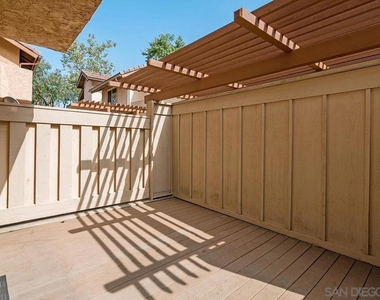 8268 Gilman Dr - Photo Thumbnail 18