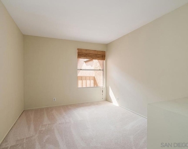 8268 Gilman Dr - Photo Thumbnail 16