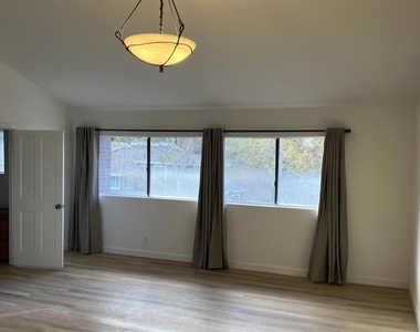 1423 View Drive - Photo Thumbnail 6