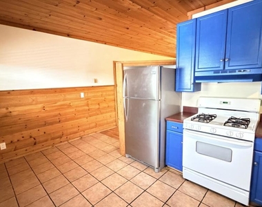 54080 Pine Crest Avenue - Photo Thumbnail 3