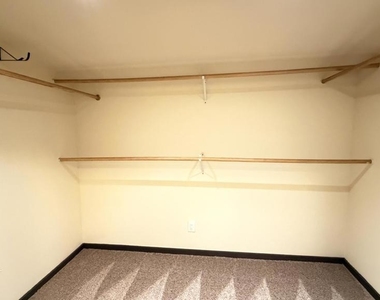 54080 Pine Crest Avenue - Photo Thumbnail 11