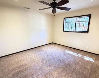54080 Pine Crest Avenue - Photo Thumbnail 12
