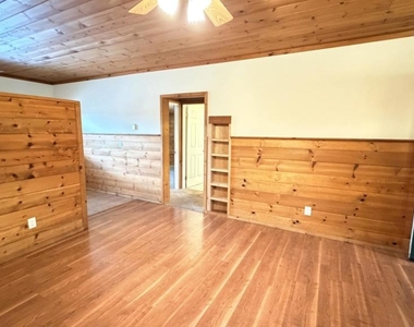 54080 Pine Crest Avenue - Photo Thumbnail 5