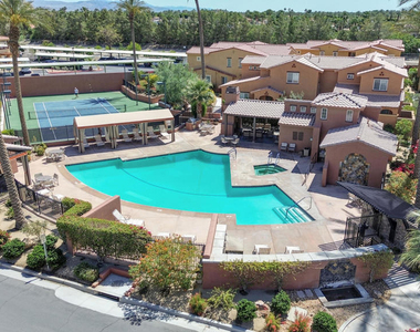 52155 Desert Spoon Court - Photo Thumbnail 11