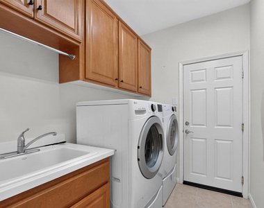 60440 Juniper Lane - Photo Thumbnail 28