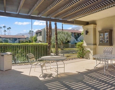 1150 E Amado - Photo Thumbnail 4