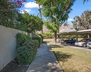 1150 E Amado - Photo Thumbnail 2