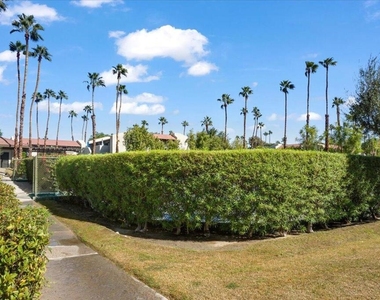 1150 E Amado - Photo Thumbnail 5