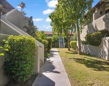 1150 E Amado - Photo Thumbnail 3