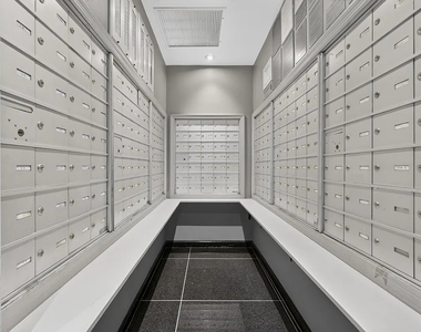 95 Christopher Street - Photo Thumbnail 10