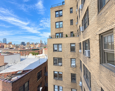 95 Christopher Street - Photo Thumbnail 1