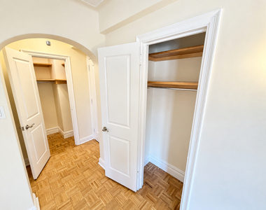 95 Christopher Street - Photo Thumbnail 6