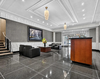 95 Christopher Street - Photo Thumbnail 9
