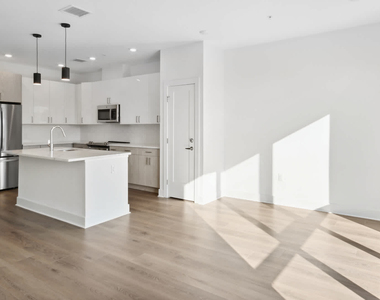 655 Washington Street - Photo Thumbnail 17